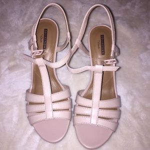 NWT Clarks Women's Adriel Tevis Platform Heels